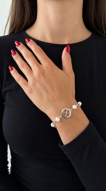 Bracelet Four-leaf Clover Lace MINI 1 – chain + white freshwater pearls