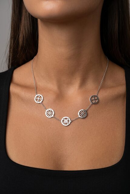 Necklace FOLK flowers
