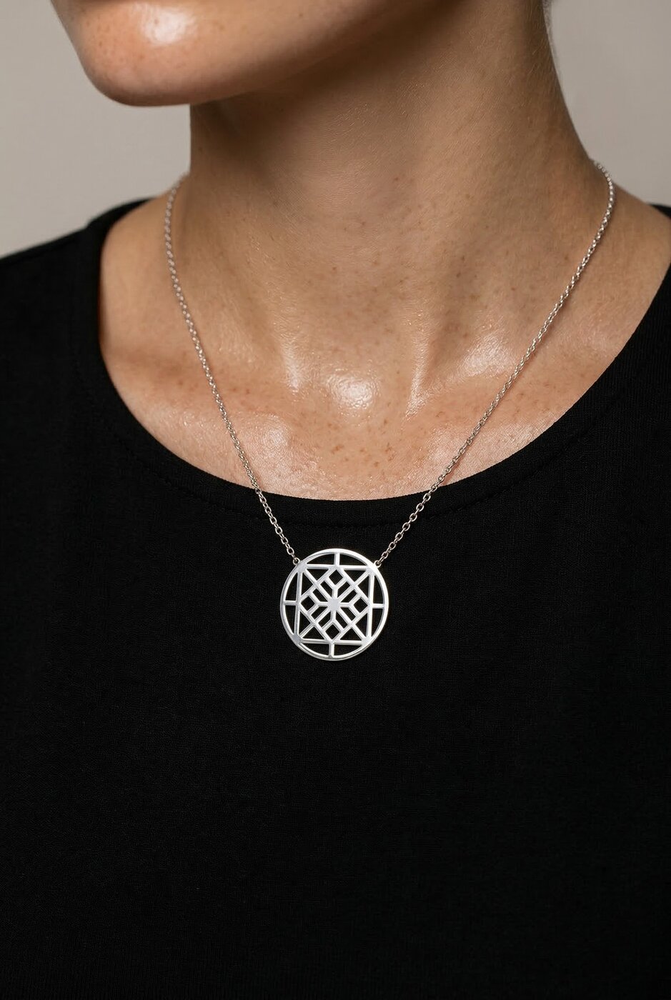 Necklace Gatra – circle 1