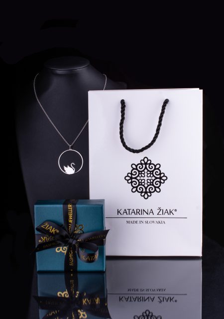 Prívesok labuť – kruh – 4 cm