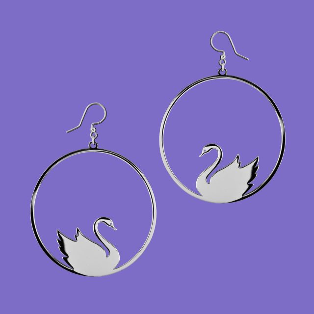 Earrings swan - circle - 4 cm