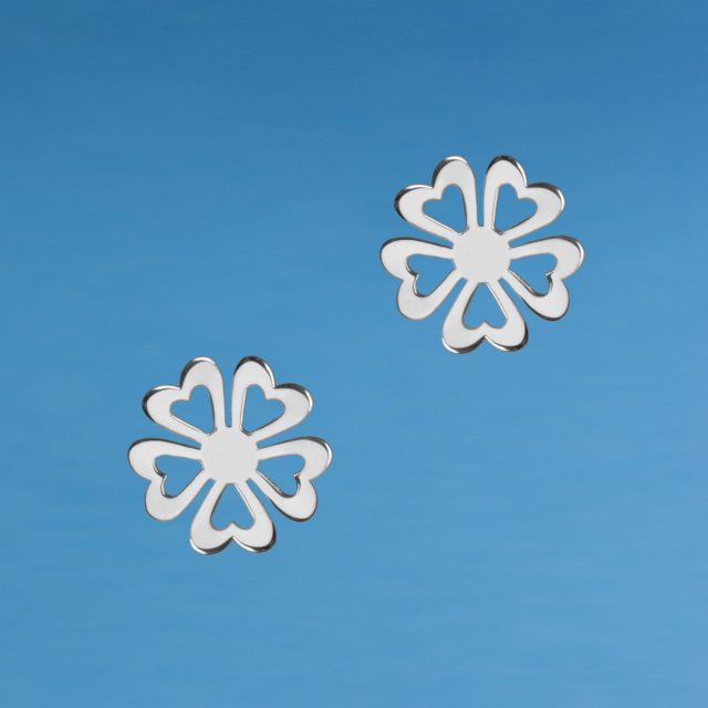 Studs flower vajnory 1