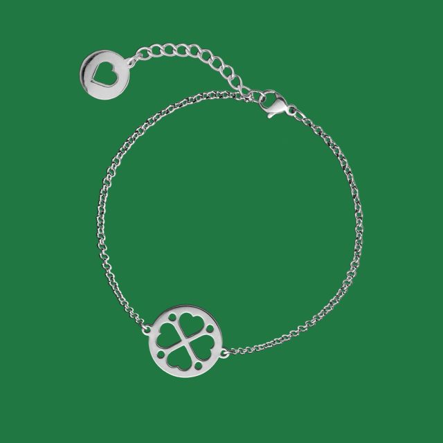 Bracelet lace - quatrefoil