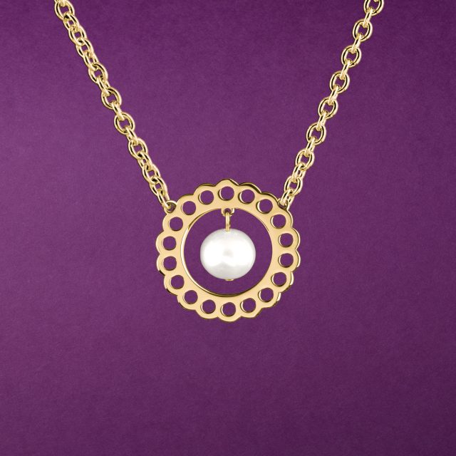 Pendant tradition - circle with pearl