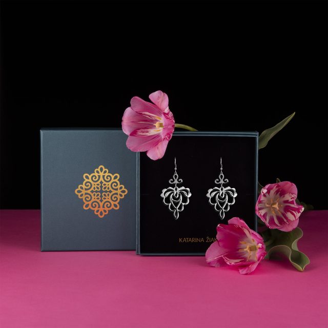 Earrings fuchsia