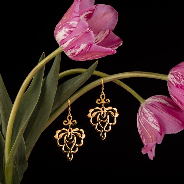 Earrings fuchsia