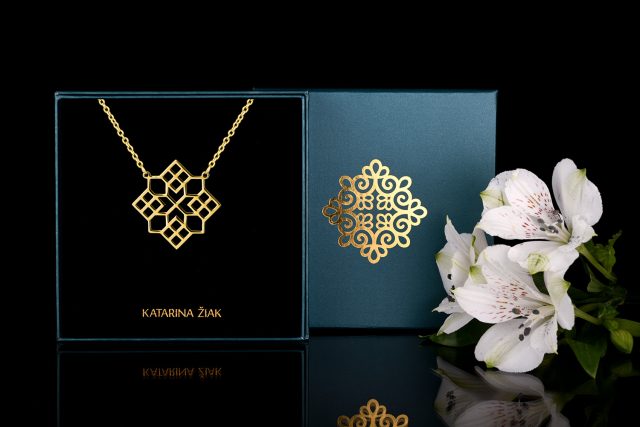 Necklace Novohrad – square 2