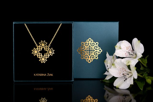 Necklace Novohrad – square 4