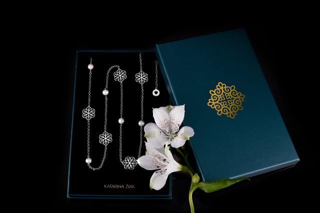 Chain flower of life -1 + pearls