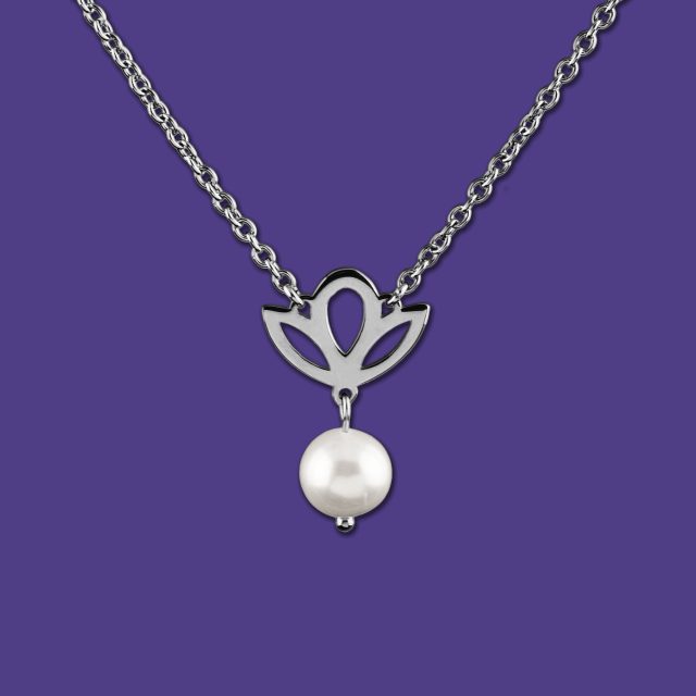 Necklace cifer shamrock with pearl