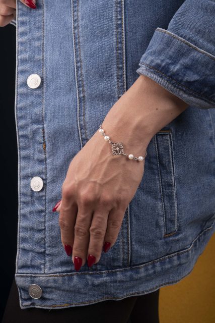 Bracelet Trakovice ornament 1 – chain + pearl