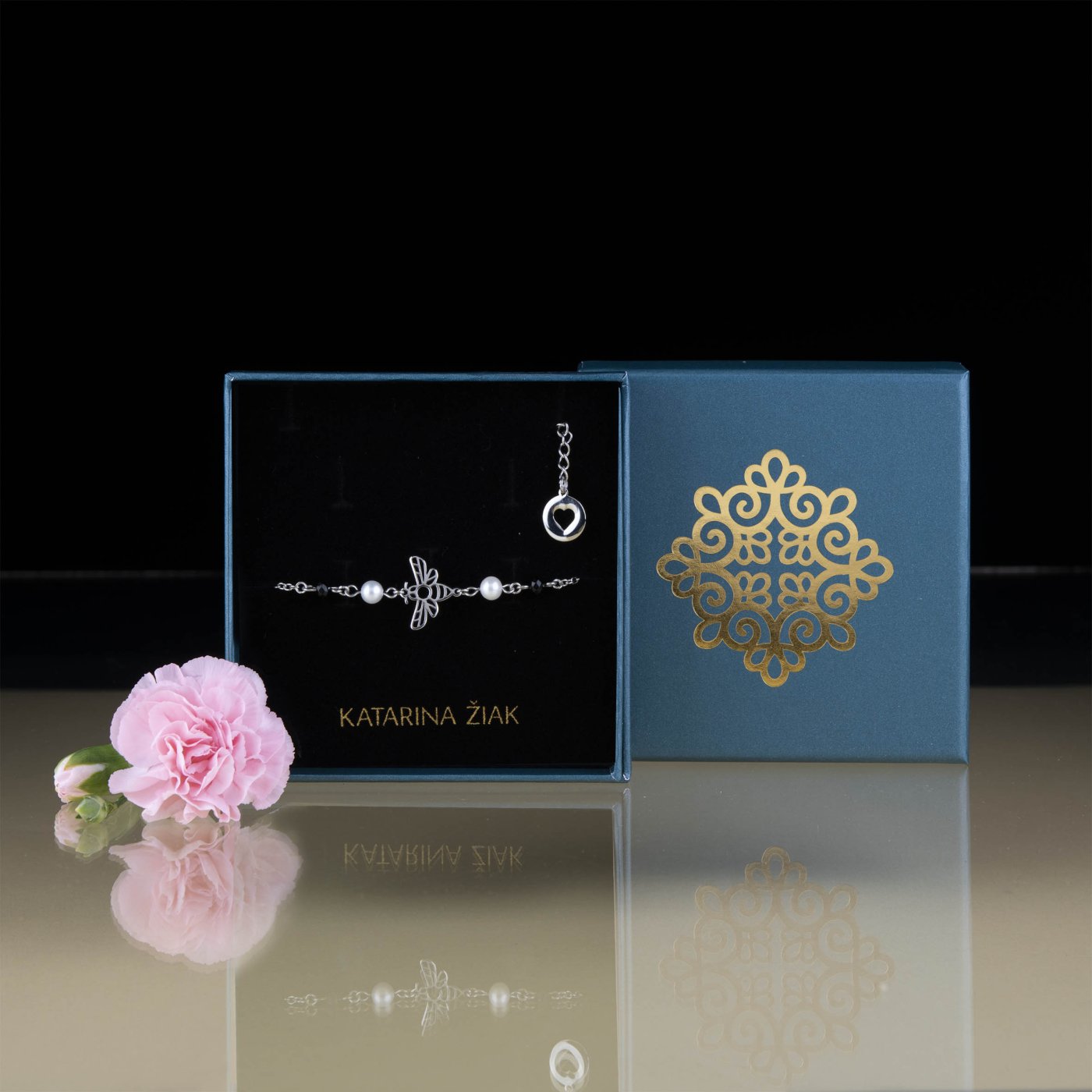 Bracelet honeybee – chain + pearl/onyx