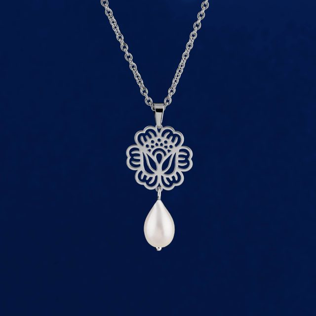Pendant poppy 1 tear pearl