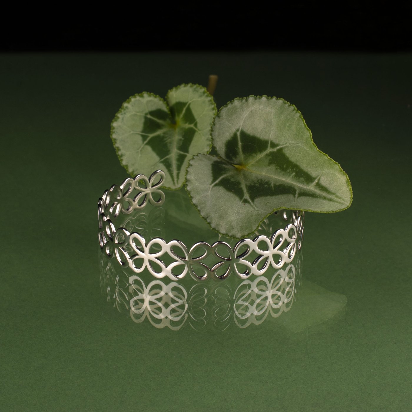 Bracelet infinity - strip narrow