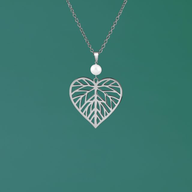 Pendant linden leaf - mini pearl