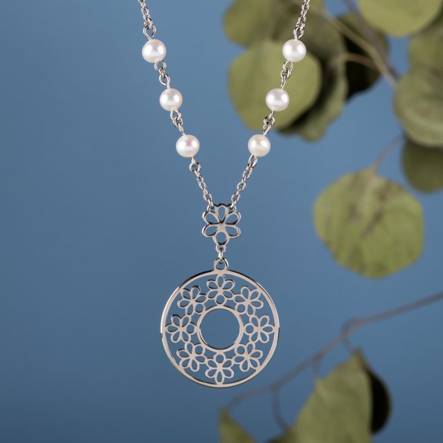Necklace Ábelová marguerite - circle 3 cm