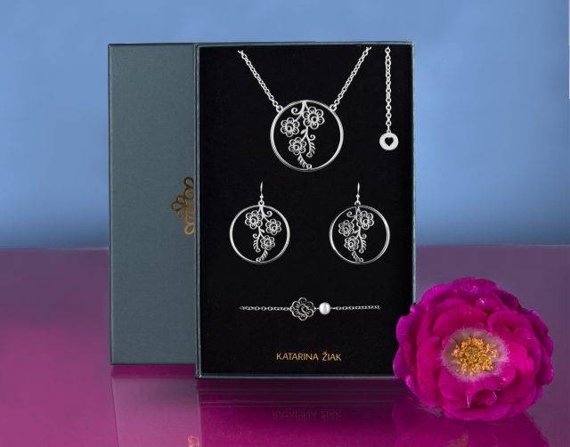 Set - necklace Veronika - circle 5cm + earrings circle 4cm + bracelet with pearl