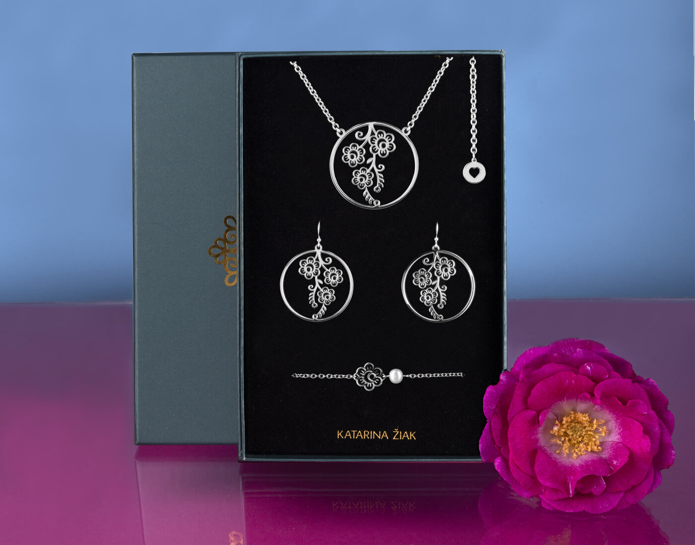 Set - necklace Veronika - circle 5cm + earrings circle 4cm + bracelet with pearl