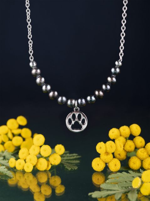 Necklace - cat paw Izabela + pearls