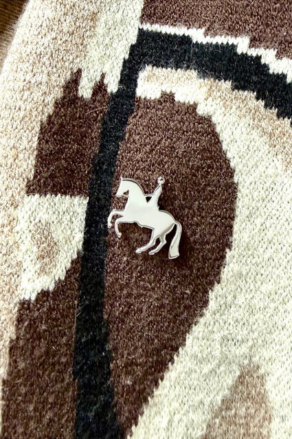 Badge – Pirouette – Rider