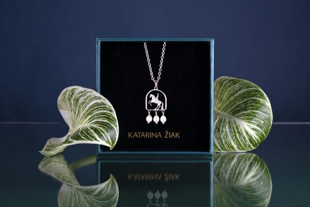 Pirouette Rider Pendant + Teardrop Pearls