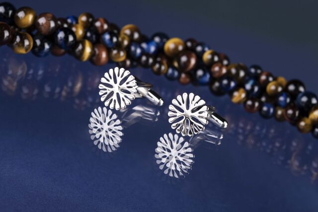 Trakovice flower 2 – cufflinks