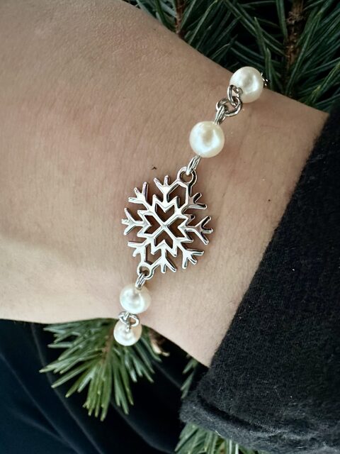 Bracelet Snowflake 2 – chain + pearls