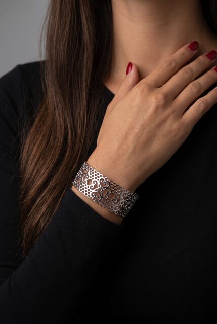 Bracelet lace ornament 3 – band