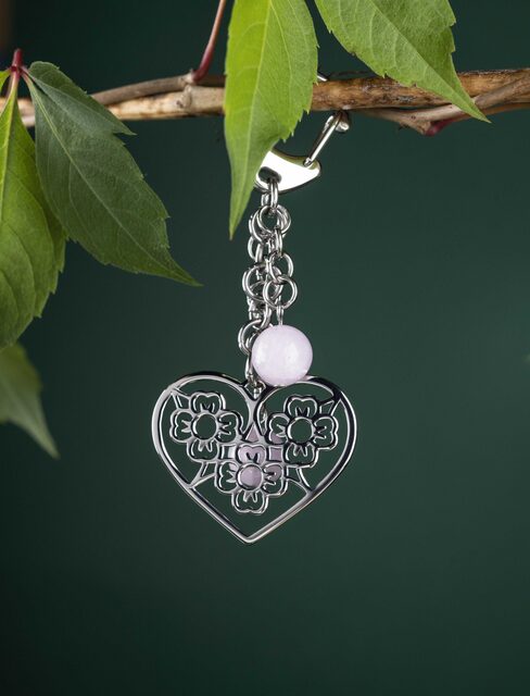Keychain – heart forget-me-nots + kunzite