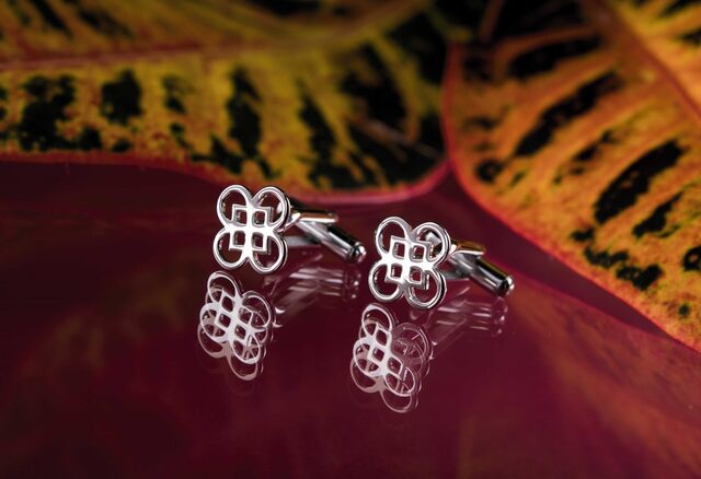 Wire worker four-leaf clover – cufflinks