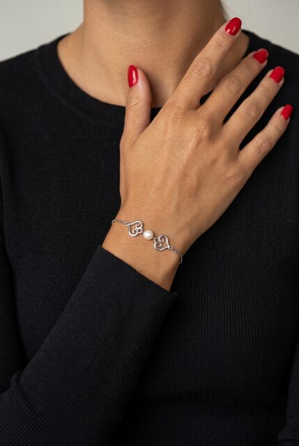 Bracelet lace 2 hearts – chain + pearl