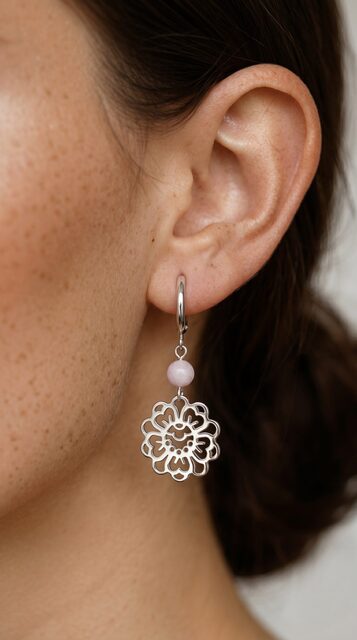 Earrings blueprint flower + hook + kunzite