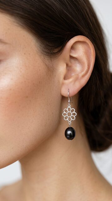 Earring Libay marguerite + tear pearl