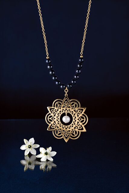 Pendant Libay ornament +pearls