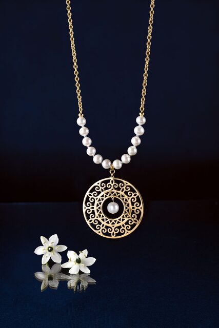 Pendant Libay circle +pearls