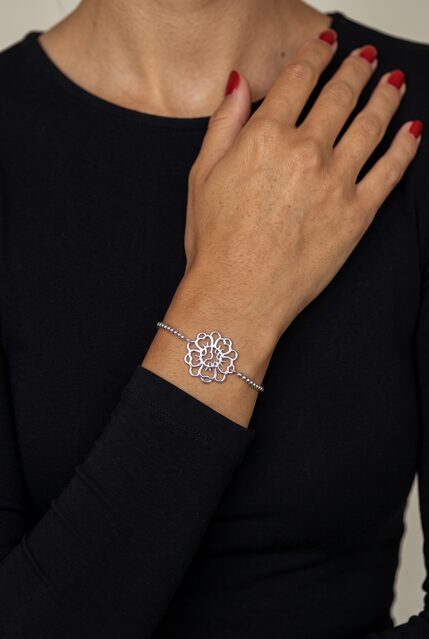 Bracelet blueprint flower 1 – sliding chain