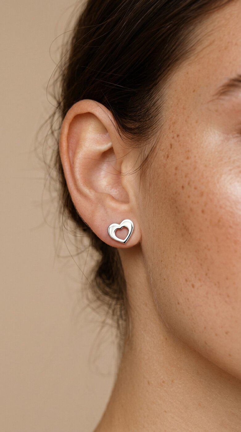 Studs small heart 2