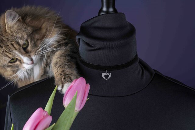 Náhrdelník choker srdce ornamentika