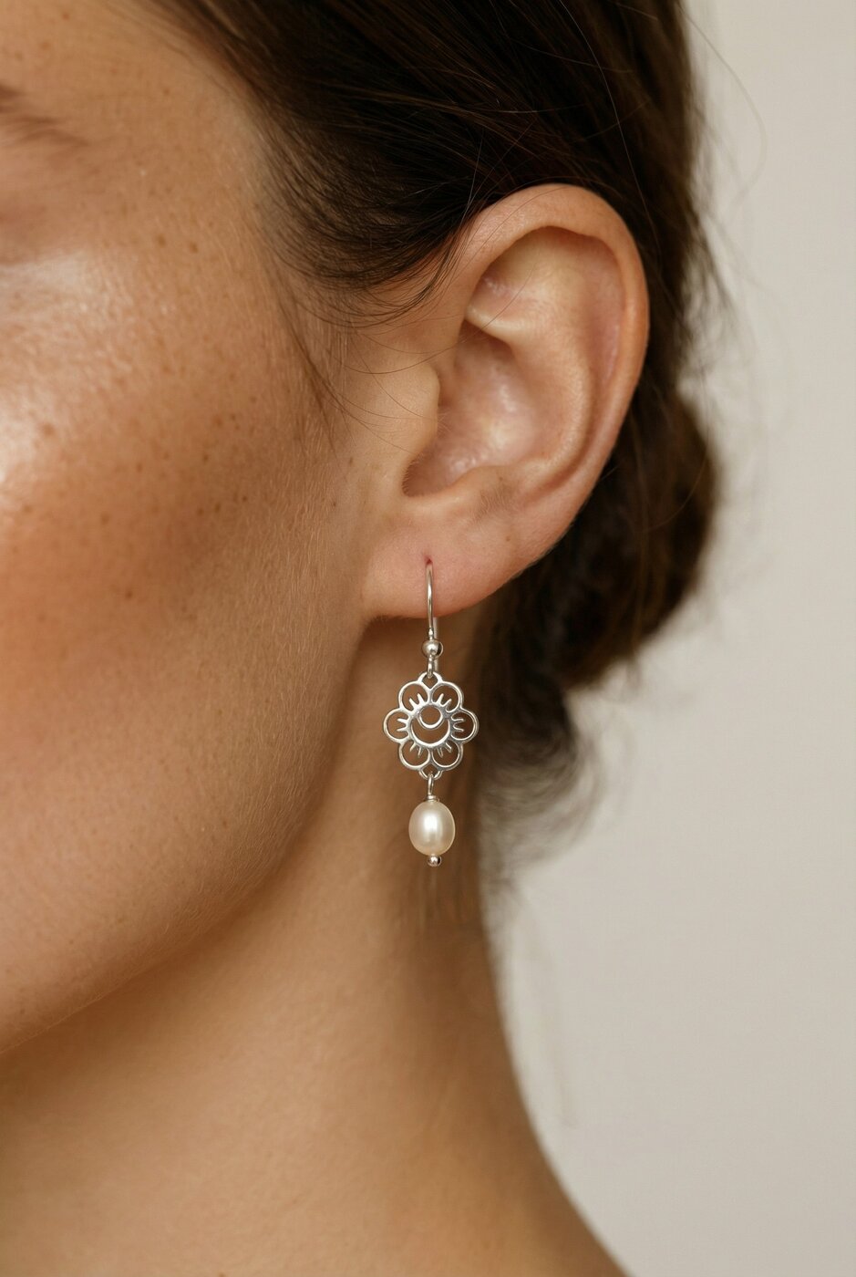 Earrings flower 1 Veronika + tear pearl