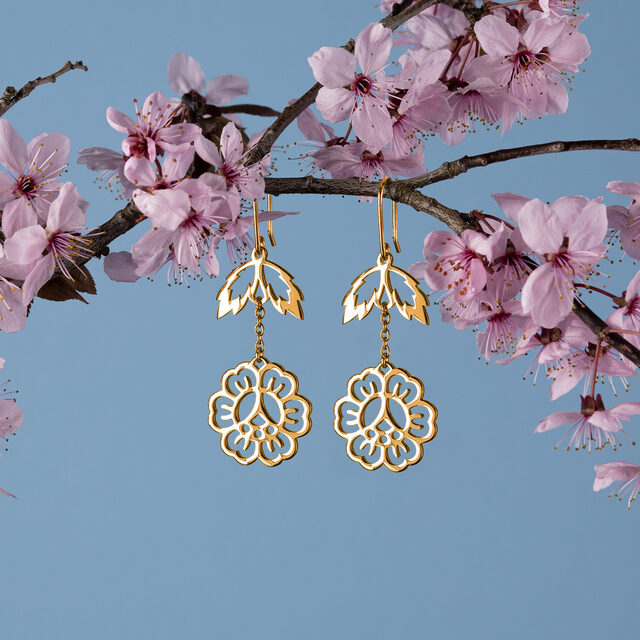 Earrings flower 1 with leaf