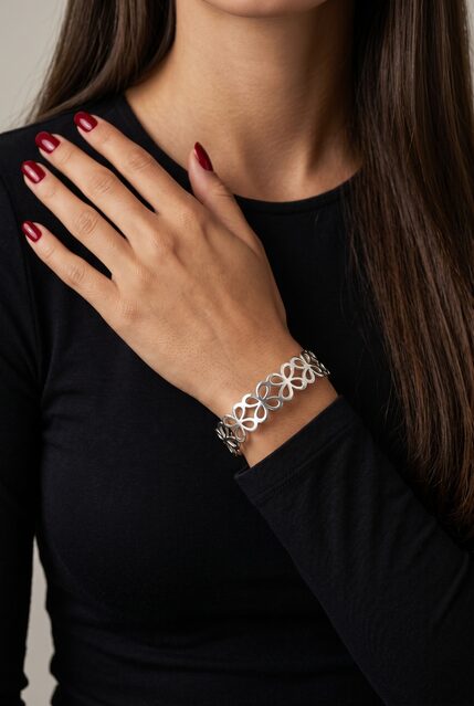 Bracelet infinity – strip narrow