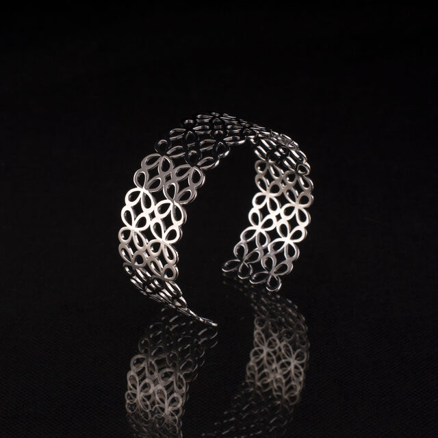 Bracelet infinity – strip wide