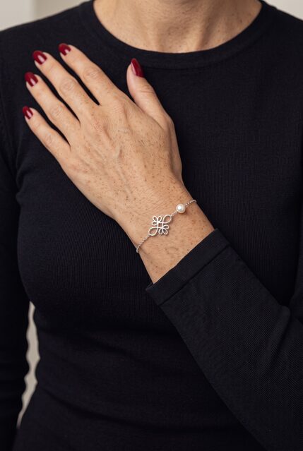 Bracelet infinity 1 – chain + pearl