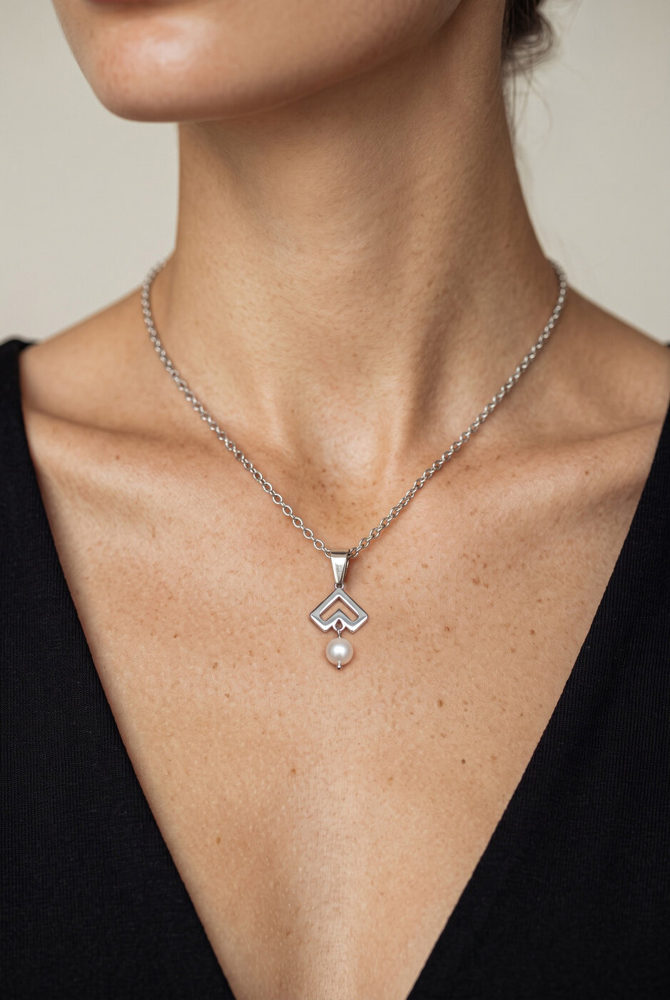 Pendant – Novohrad heart 1 + pearl