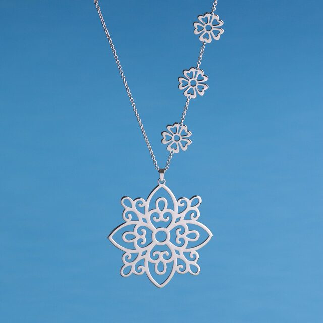 vajnory ornament