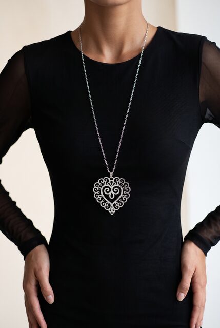 Pendant lace 3 – heart