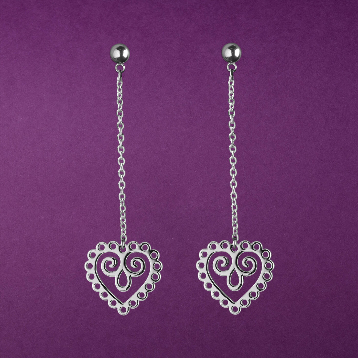 Earrings heart mini on chains