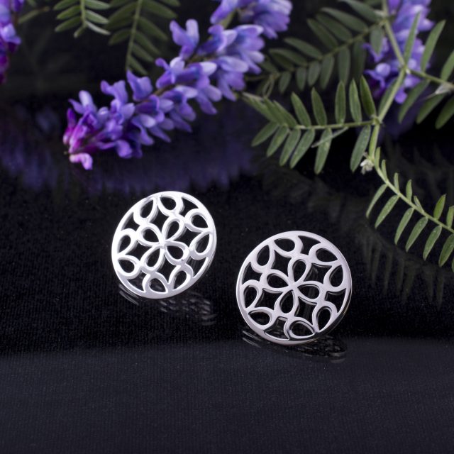 Studs infinity 2