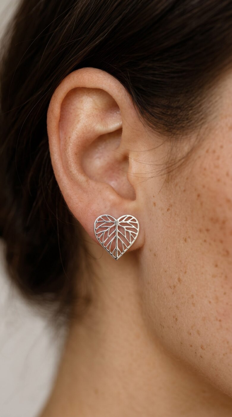 Studs small linden leaf