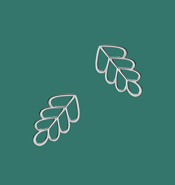 Studs small oak leaf